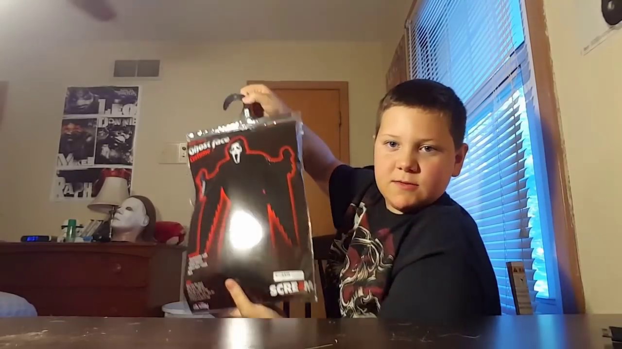 Officially licensed scream 4 Ghostface costume unboxing/review
