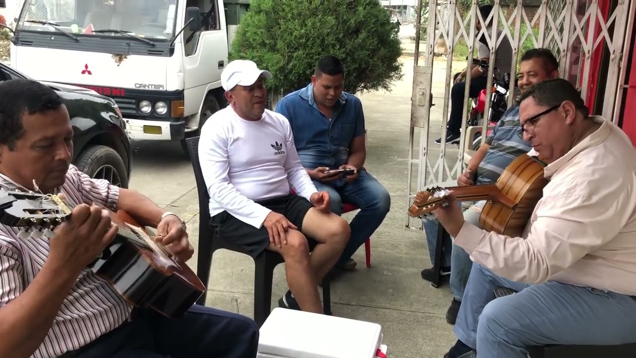 Gotas de amor - Néstor Alava (Cover Roy Velez)