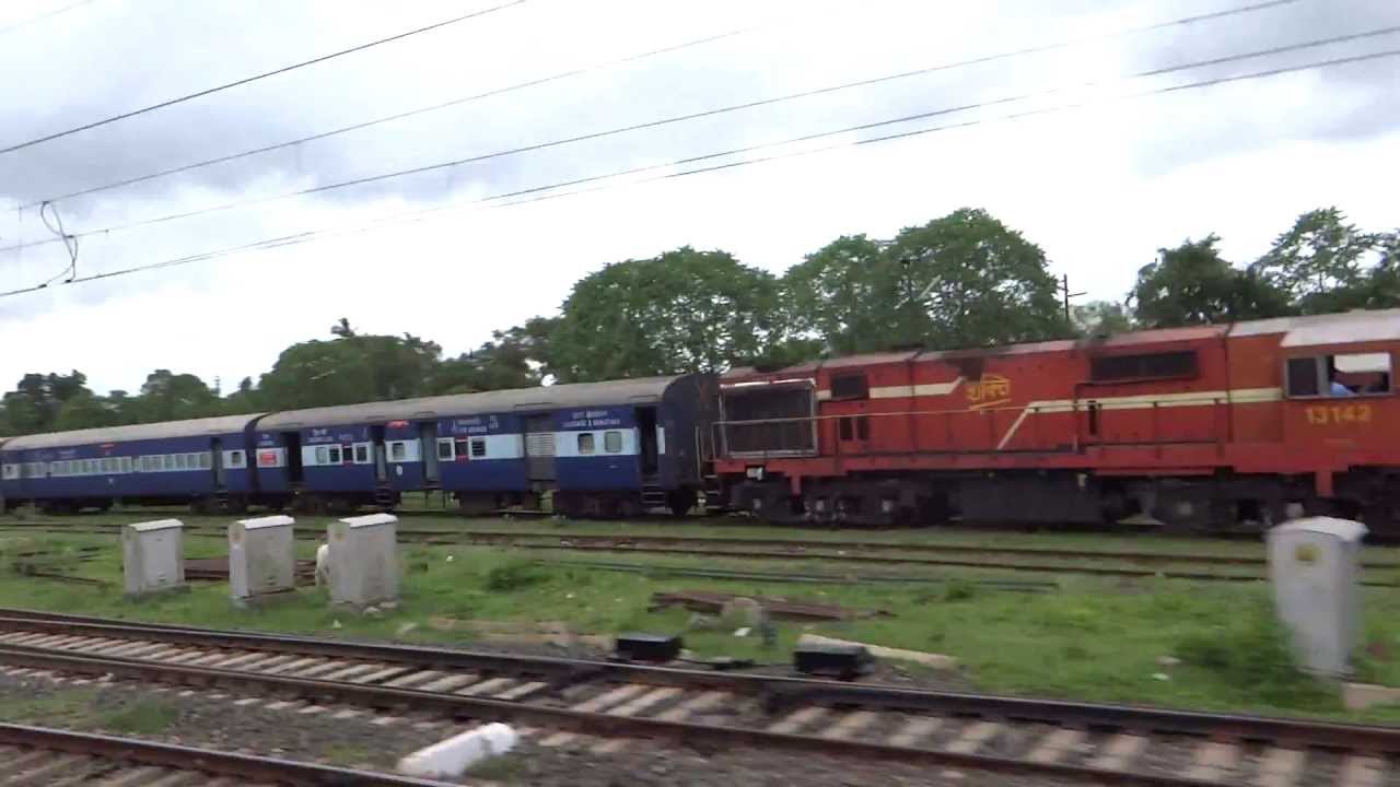 STORM THROUGH CHAKRADHARPUR, MUMBAI - HOWRAH DURONTO FLAT 110 kmph