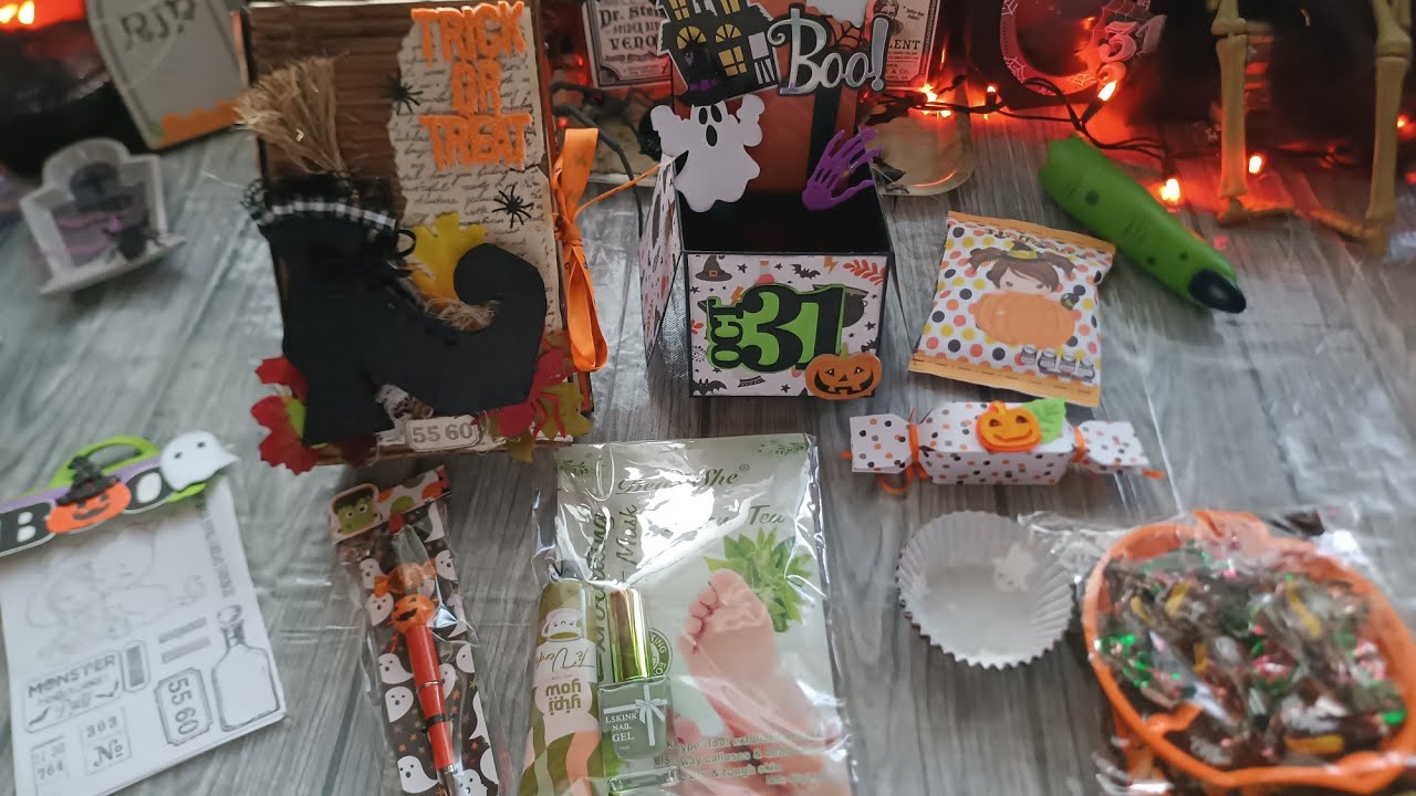 🧟🎃👻¡¡SEGUNDO INTERCAMBIO DE HALLOWEEN PARA ROCÍO CAJA LIBRO CON MINI ALBUM !!🕷️🕸️☠️👿 