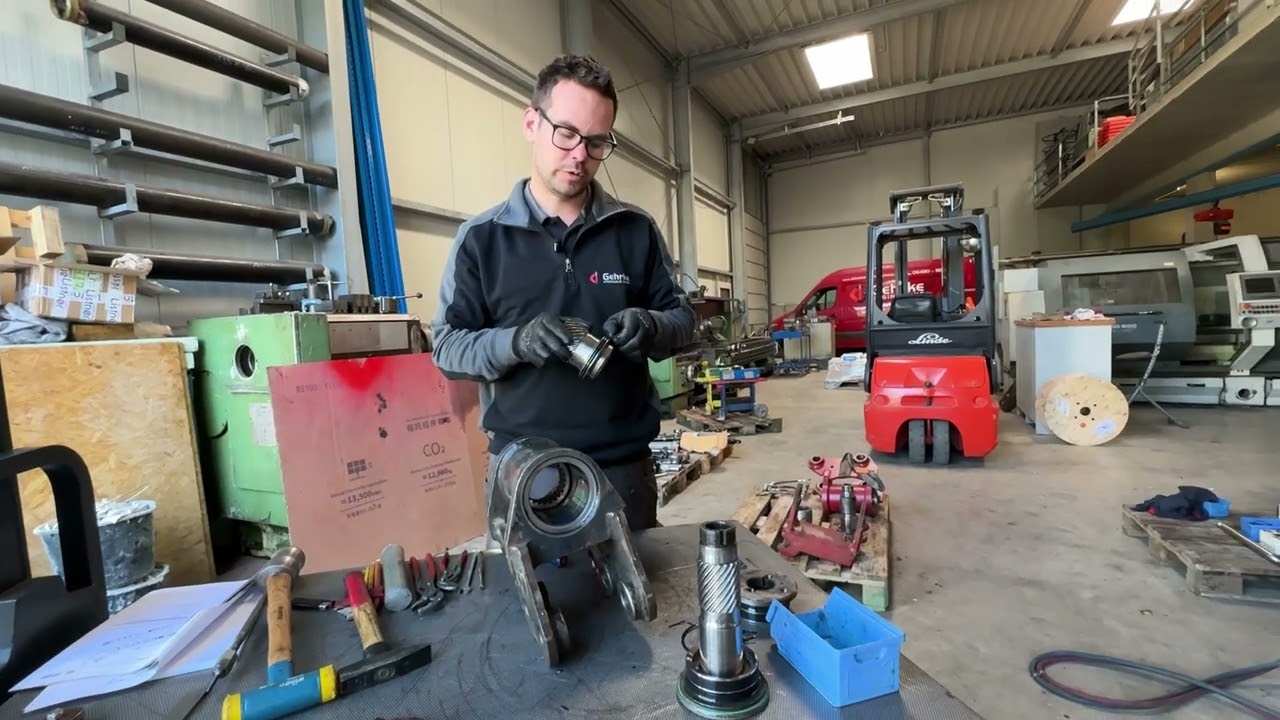 Reparatur Powertilt Schwenkantrieb - Gehrke Hydraulik