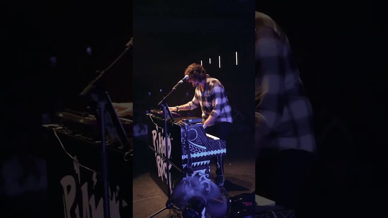 This song has such an incredible energy! Clocks #coldplay #pianorock #piano #glauciocristelo