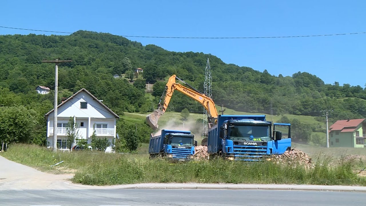 Srušena nelegalno izgrađena crkva u dvorištu nane Fate Orlović