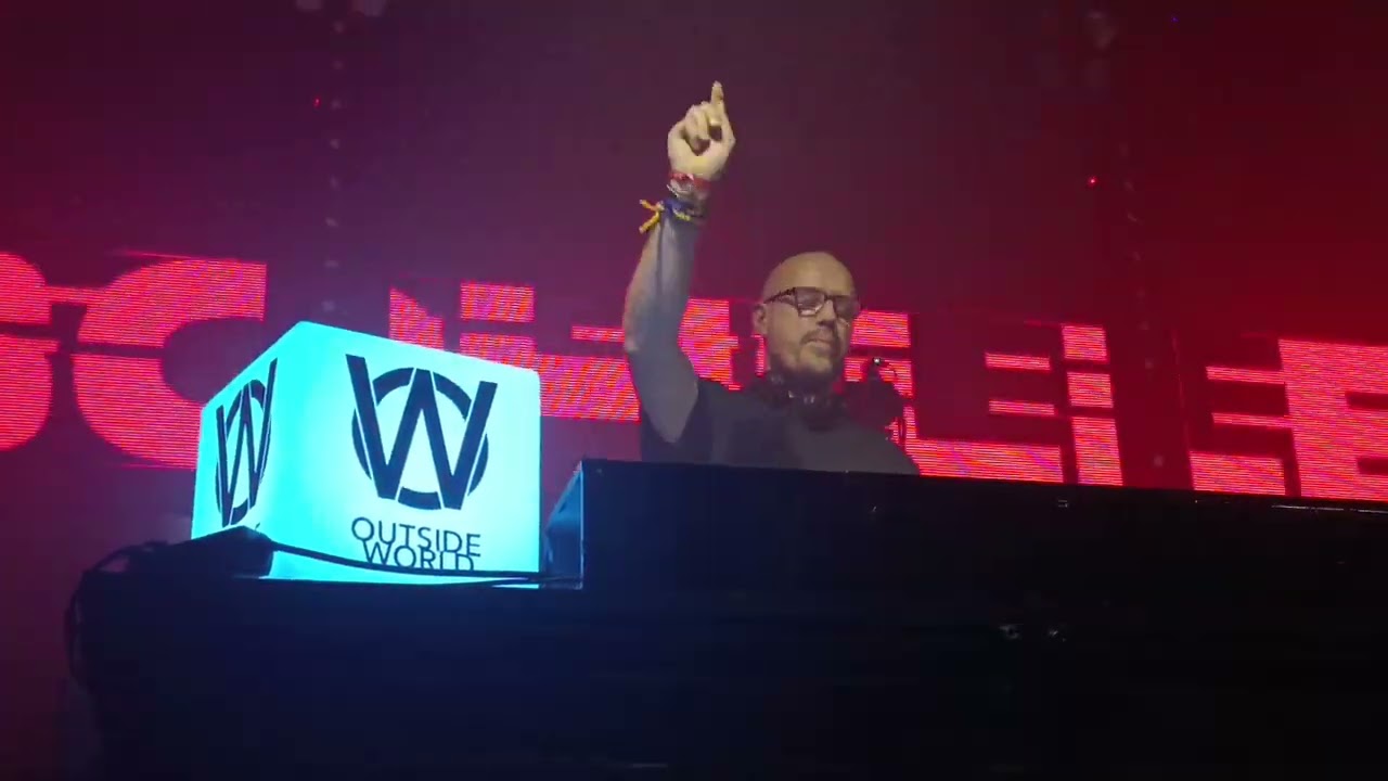SCHILLER DJ Set - Outside World Festival - Inkognito Celle vom 01.03.2025 Part 1