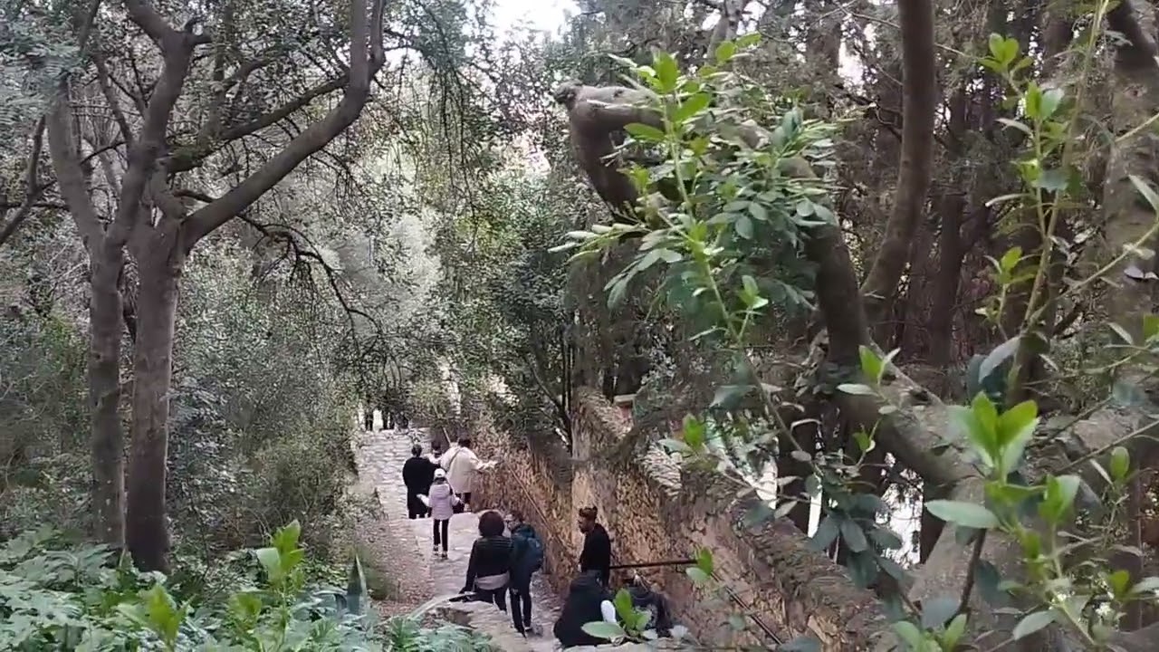 حديقة غويل Güell برشلونة