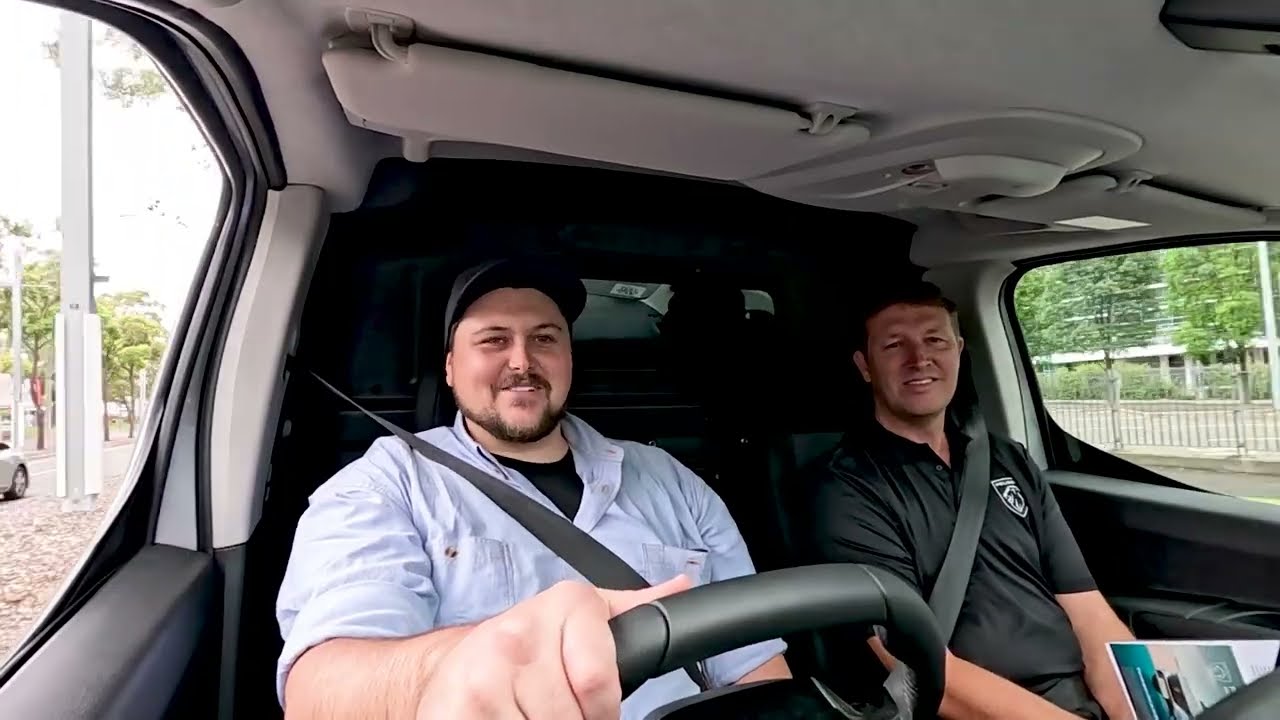 PEUGEOT E-Partner Van | Mark Test Drives