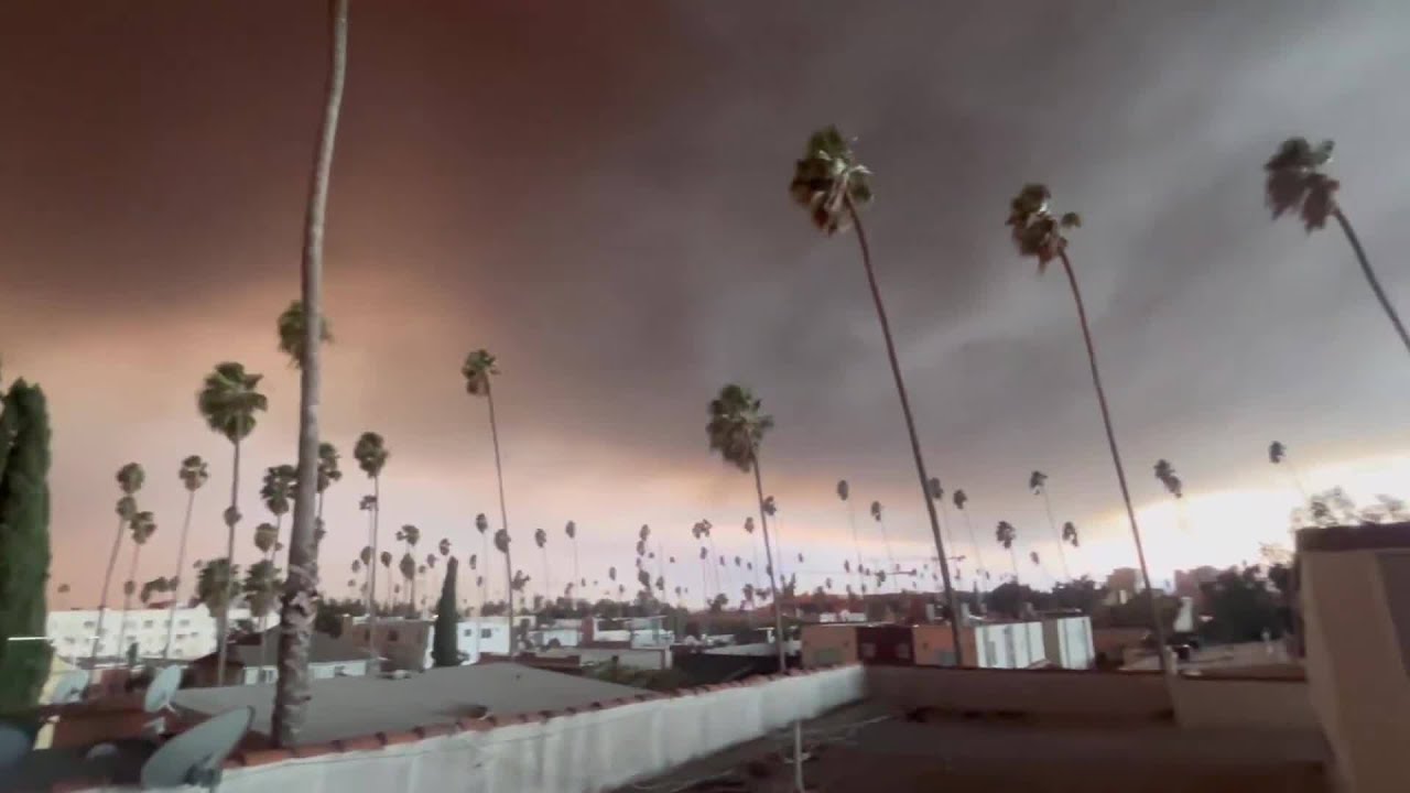 Smoky Sunrise in East Hollywood as Los Angeles Wildfires Rage