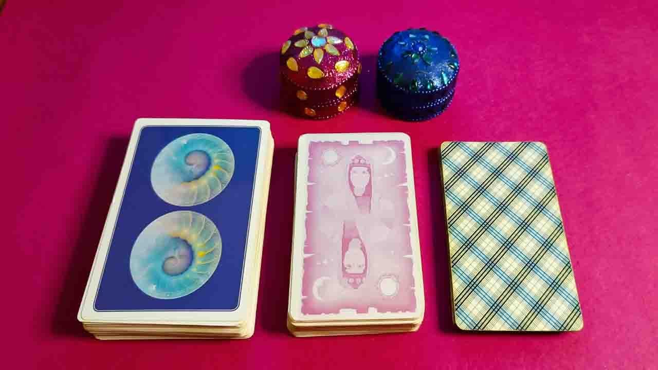 ¿SE HACE PREGUNTAS SOBRE TI? ¿QUÉ ES LO QUE SE PREGUNTA? tarot interactivo .