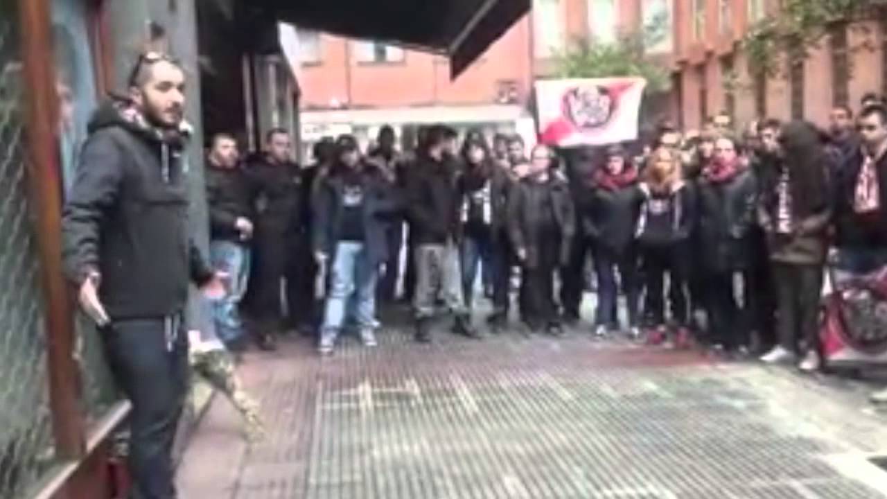 Bukaneros homenajea a Iñigo Cabacas