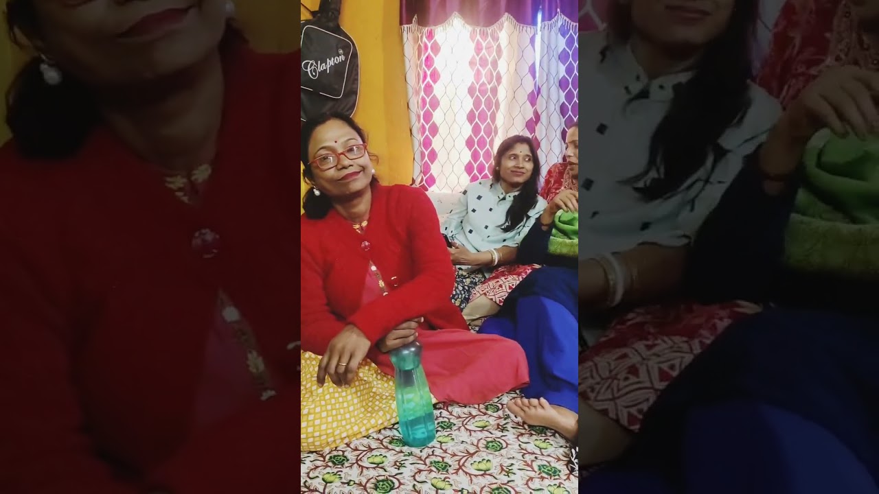 বান্ধবীদের সাথে আড্ডা 😍