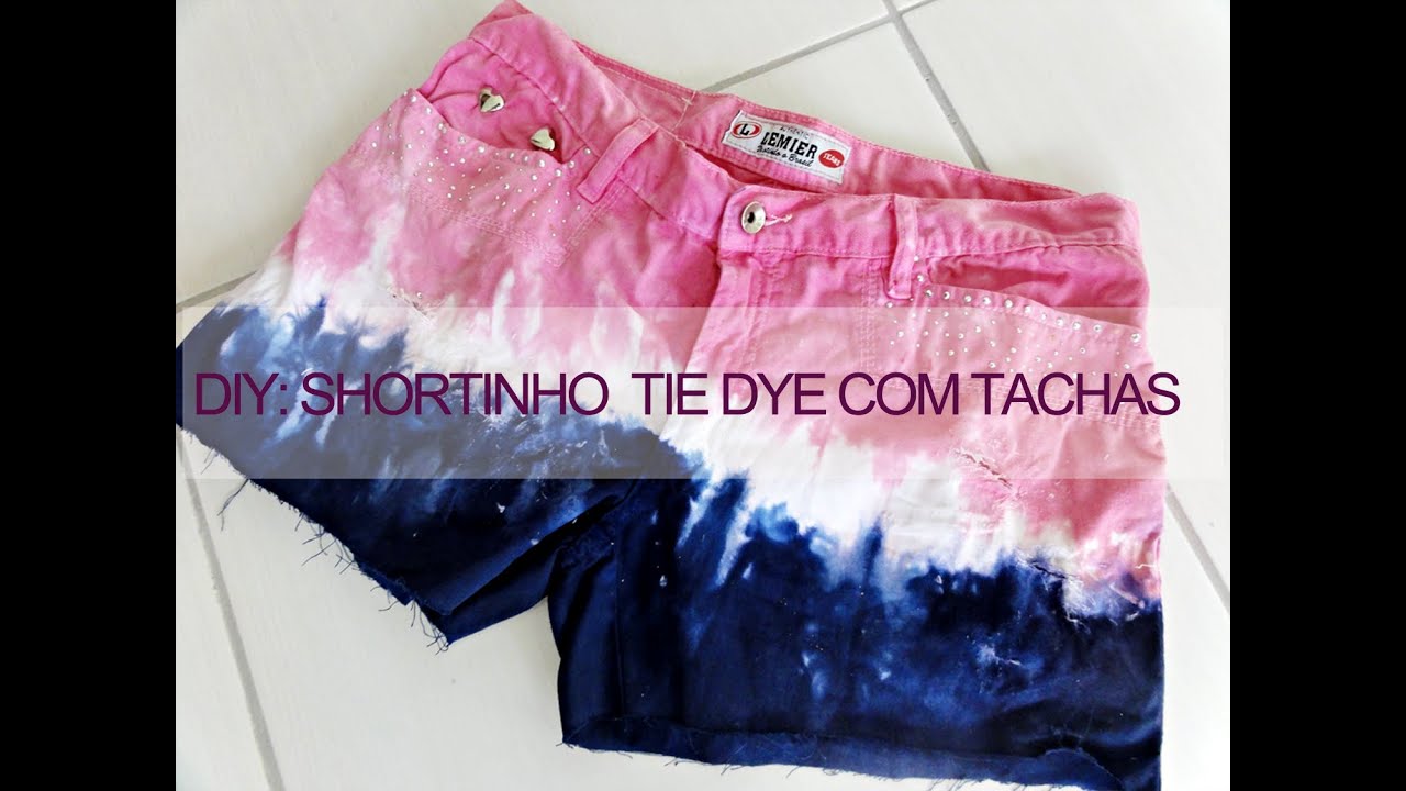 DIY: shortinho tie dye + tachas (tie dye/dip dye studded shorts)