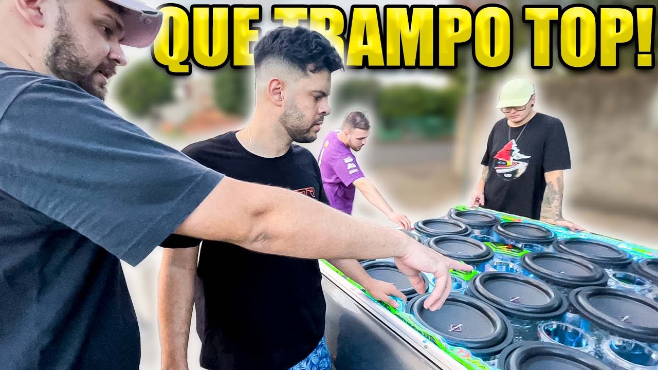 MATHEUS KUASNE E DANILO CRESPO VENDO O TRIO GOIANO