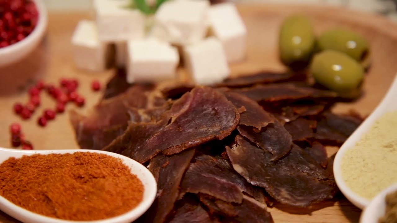 Pastrama de Vita - ingrediente si modul de preparare
