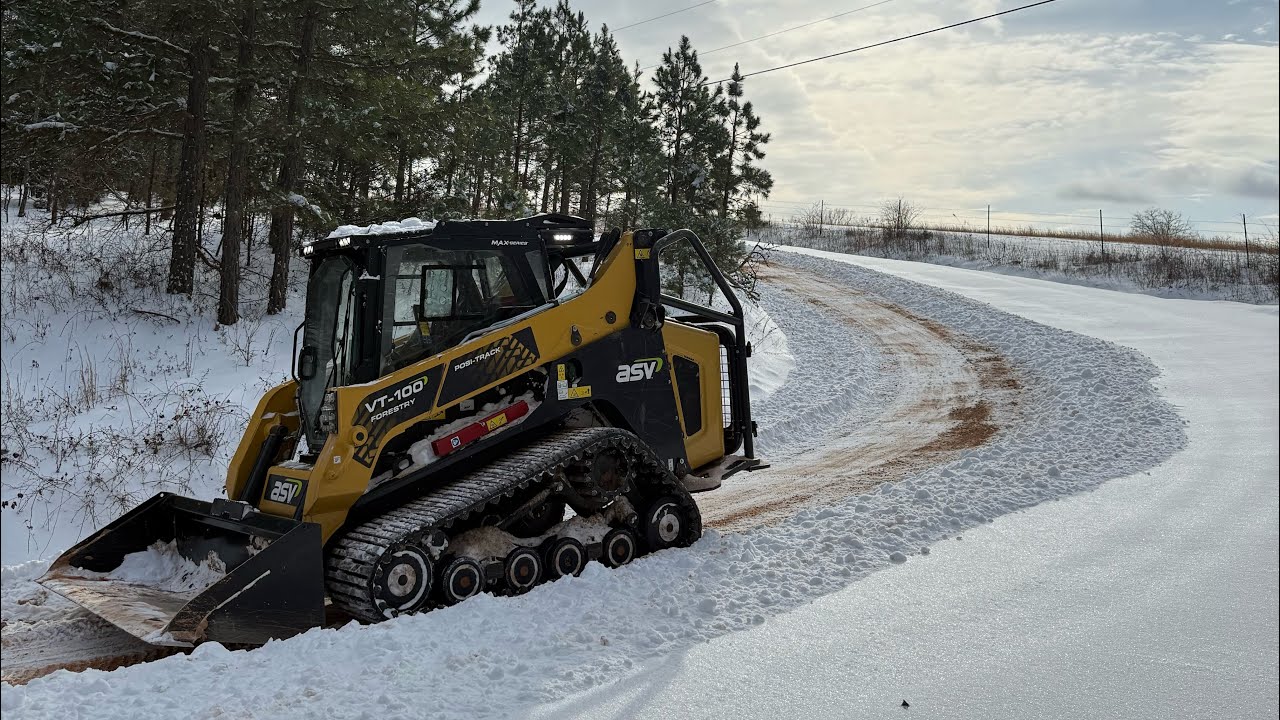 Snow Cleared with the ASV VT 100F ❄️🚜💨👍