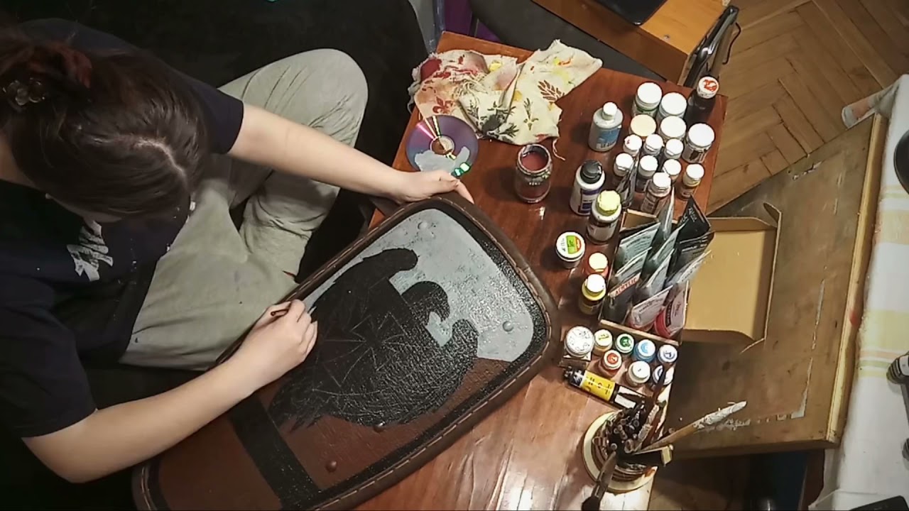 Painting a buhurt punch shield - time lapse