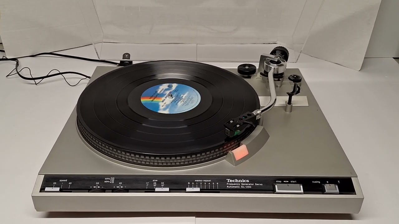 Technics SL 230 Full Auto Belt Drive Turntable