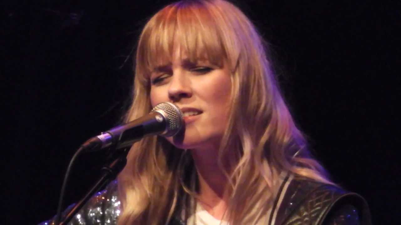 Ilse DeLange - Dimming Of The Day @ Fanmeet 2012