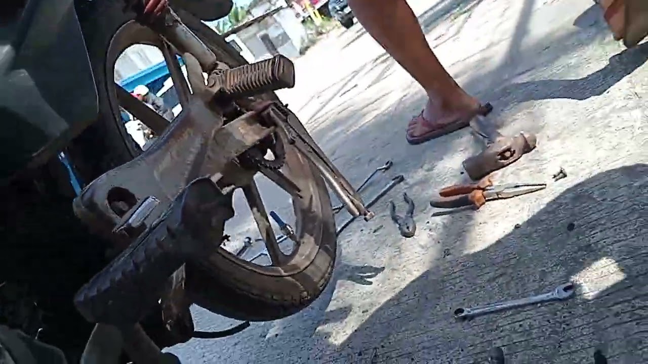 Fixing the chain issue in motorbike...