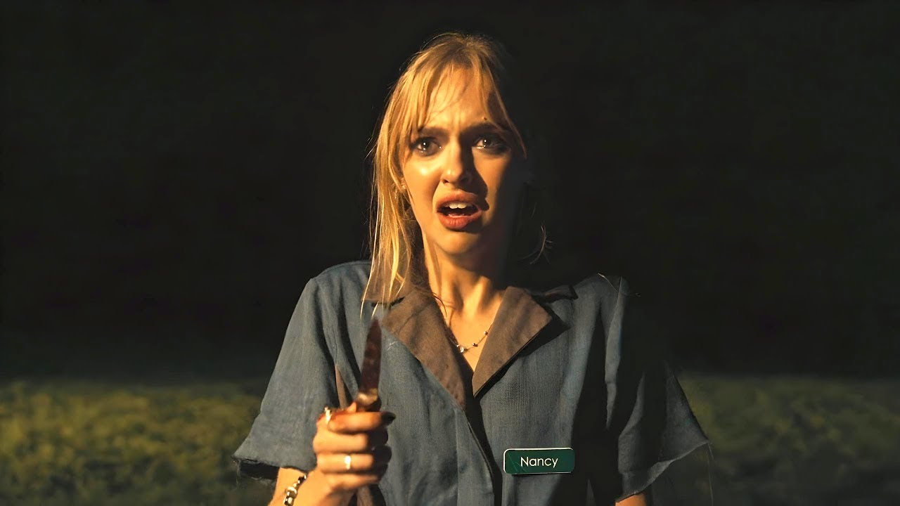 Nocna Zmiana Dziewczyny Staje Się Krwawa, Gdy Psychopaci Lubią Ją Straszyć Dla Zemsty