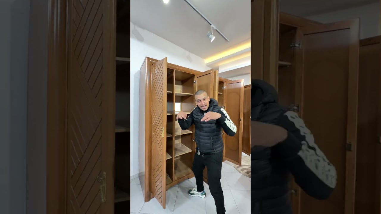 غرفة نوم خشب الزان الاتر 🪵💯. لاصحاب الذوق الرفيع ومحبي الجودة العالية. 6 ابواب مفتوحة مقاس 2.80م