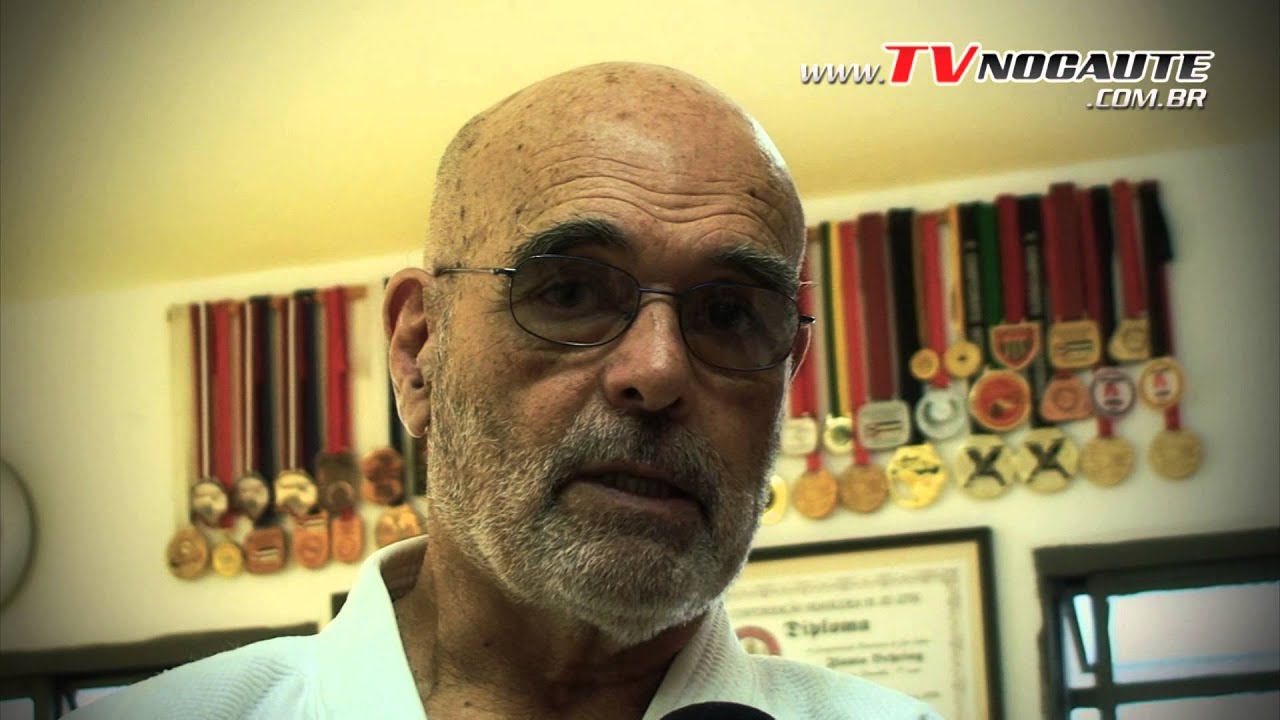 Mestre Flávio Behring