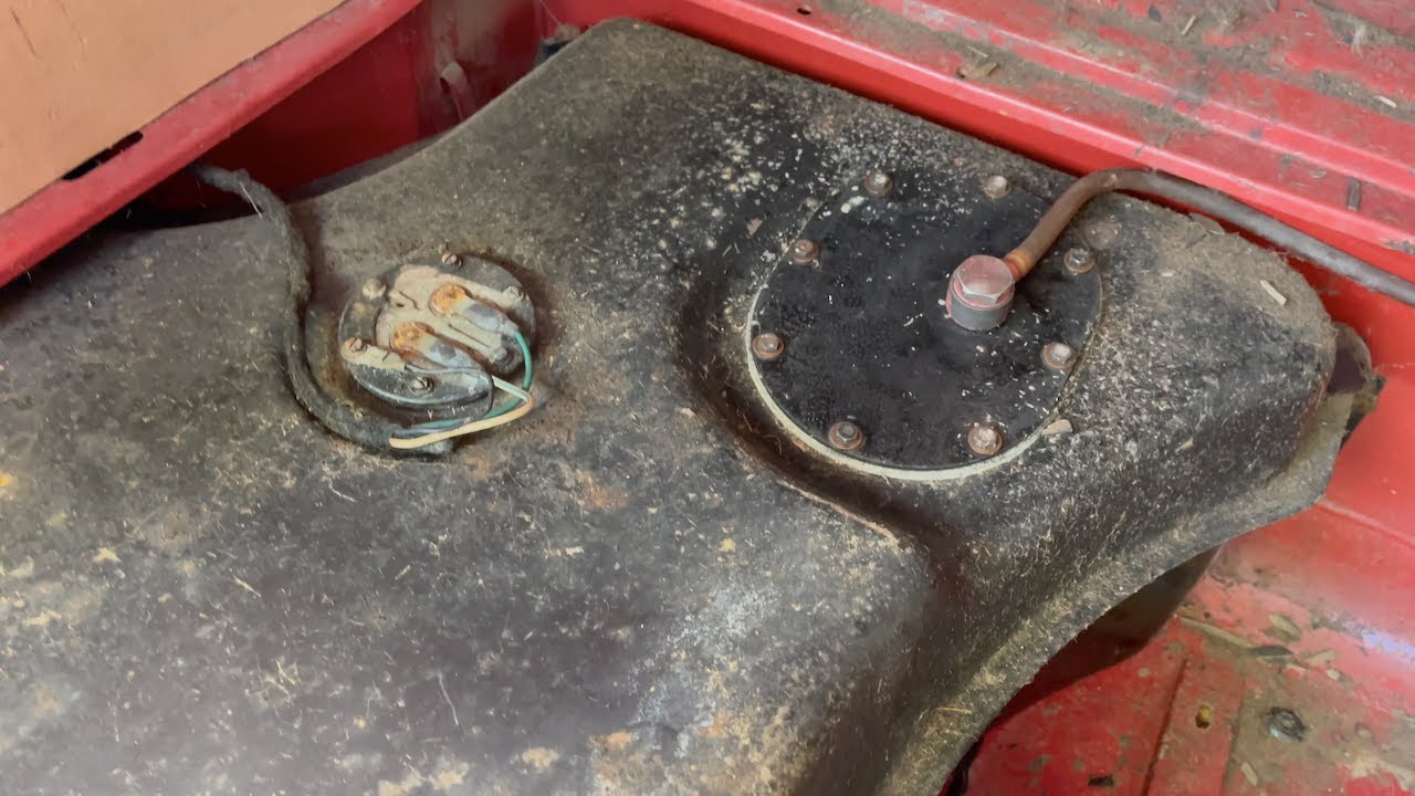 Jaguar E-Type - 1966 OTS Roadster - Episode 4 - Fuel Tank