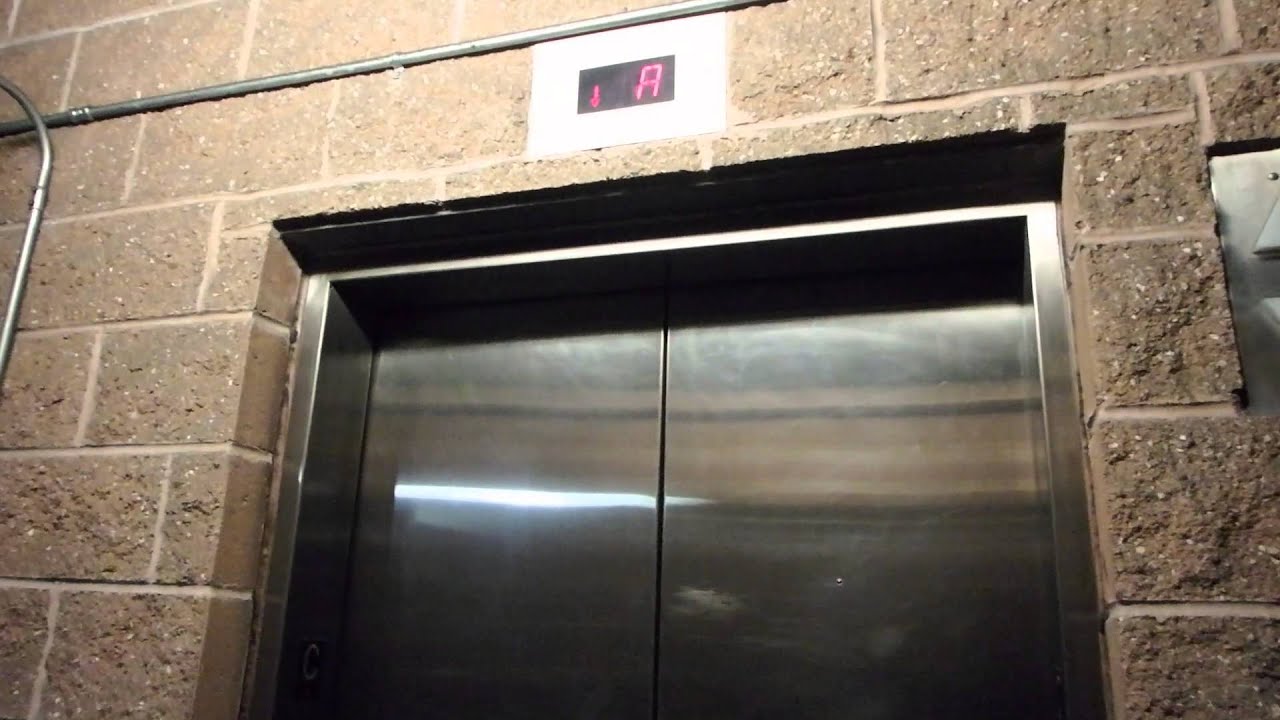 Providence, RI: Schindler Traction Elevators @ Stateside Parking Garage/JCPenney, Providence Place