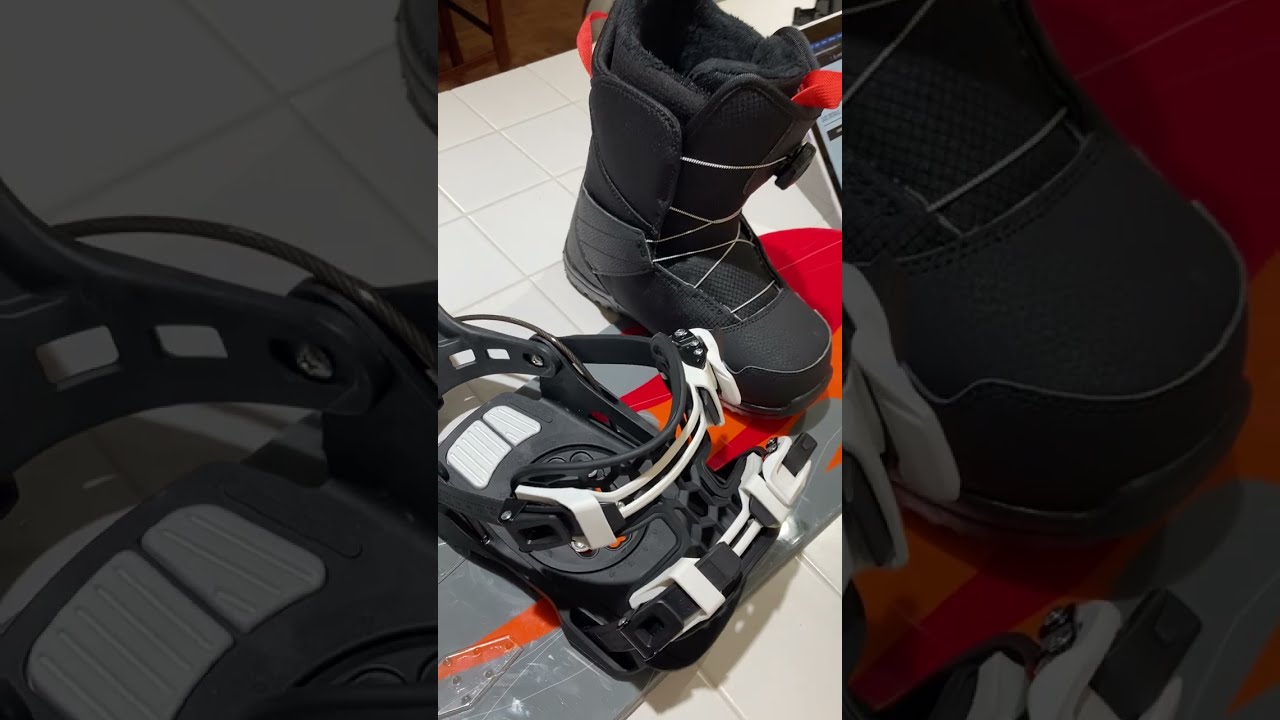 Flow Micron Youth Bindings (Med) - w/ Burton Boots (6.5K)