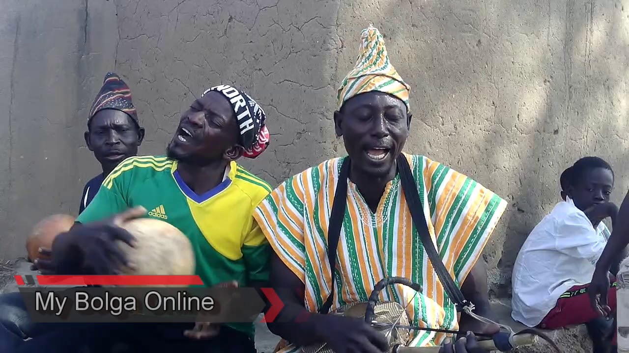 Anaba Martin pays tribute to his fallen compatriot, the late Akolgo his sinyagre player.