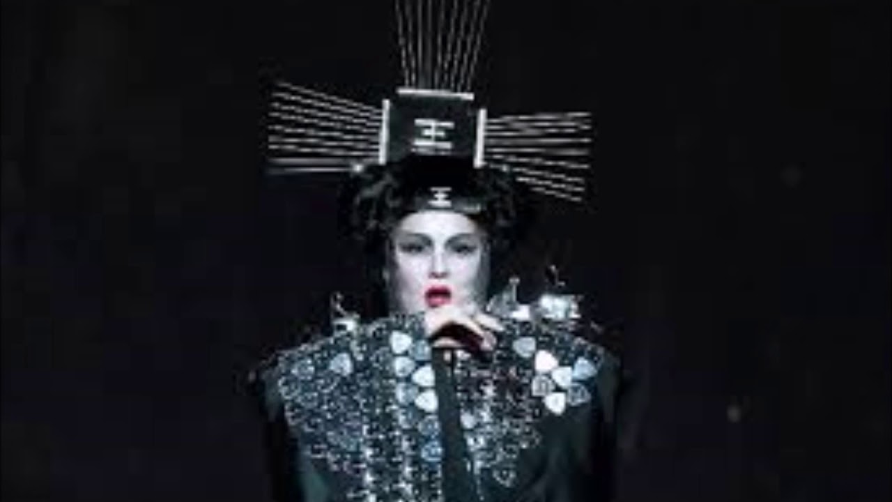 Anna Netrebko's Turandot live: In questa reggia • Straniero, ascolta! • Figlio del cielo (Puccini)