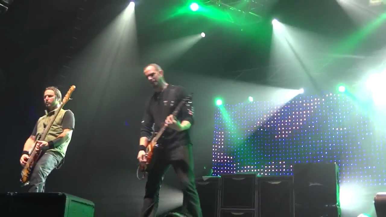 Alter Bridge ~ RISE TODAY ft invasion by BEN + CHRIS from BSC!~ SECC Arena Glasgow 27.11.11