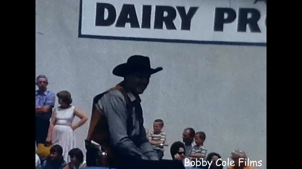 Parade Reseda, California - 1964
