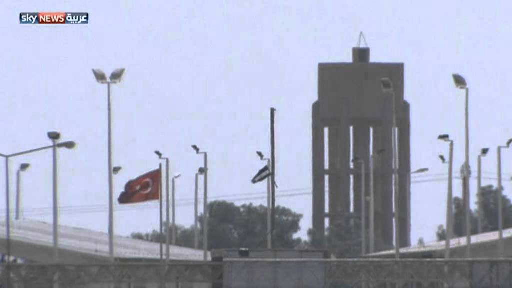 الجيش السوري يحاول استعادة معبر تل أبيض