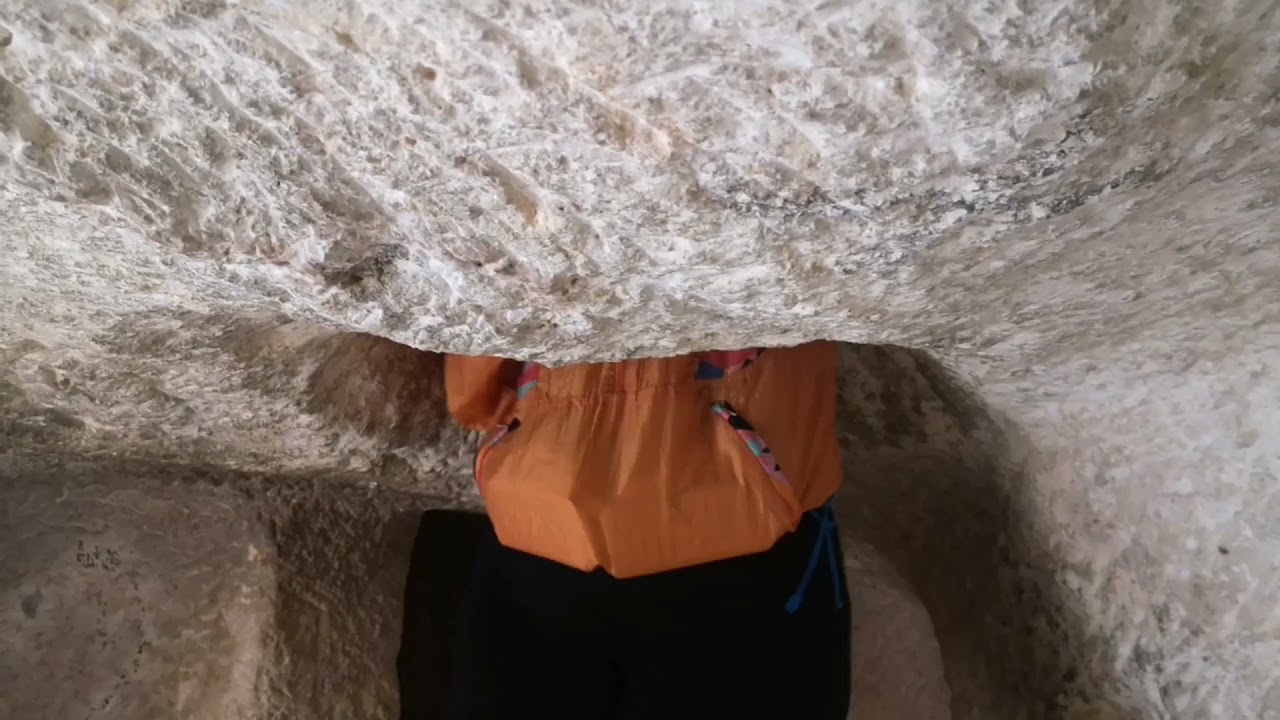 IMPRESIONANTE‼️Covetes dels moros - Bocairent