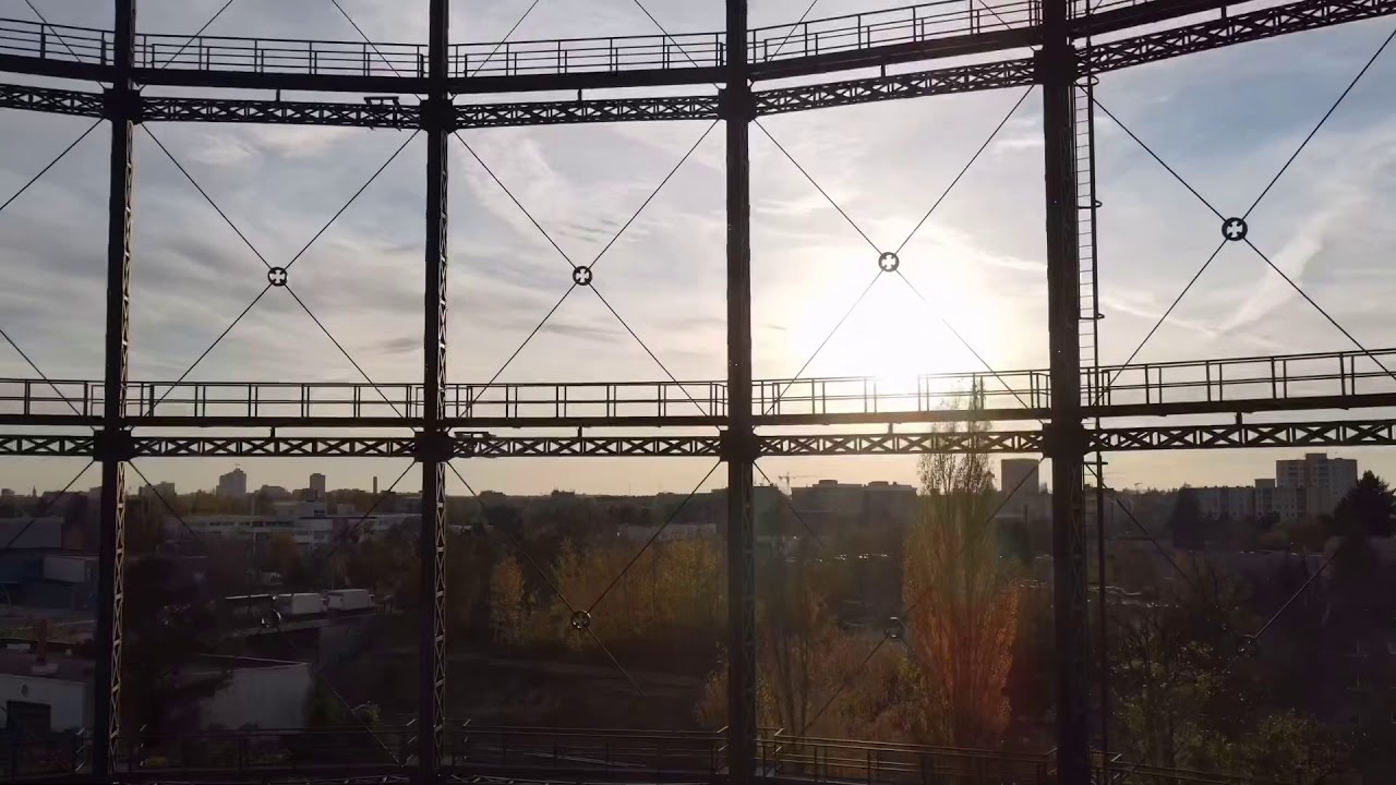 Altes Gaswerk Berlin im Sonnenuntergang 2020 mit Drohne DJI Mavic Air 2
