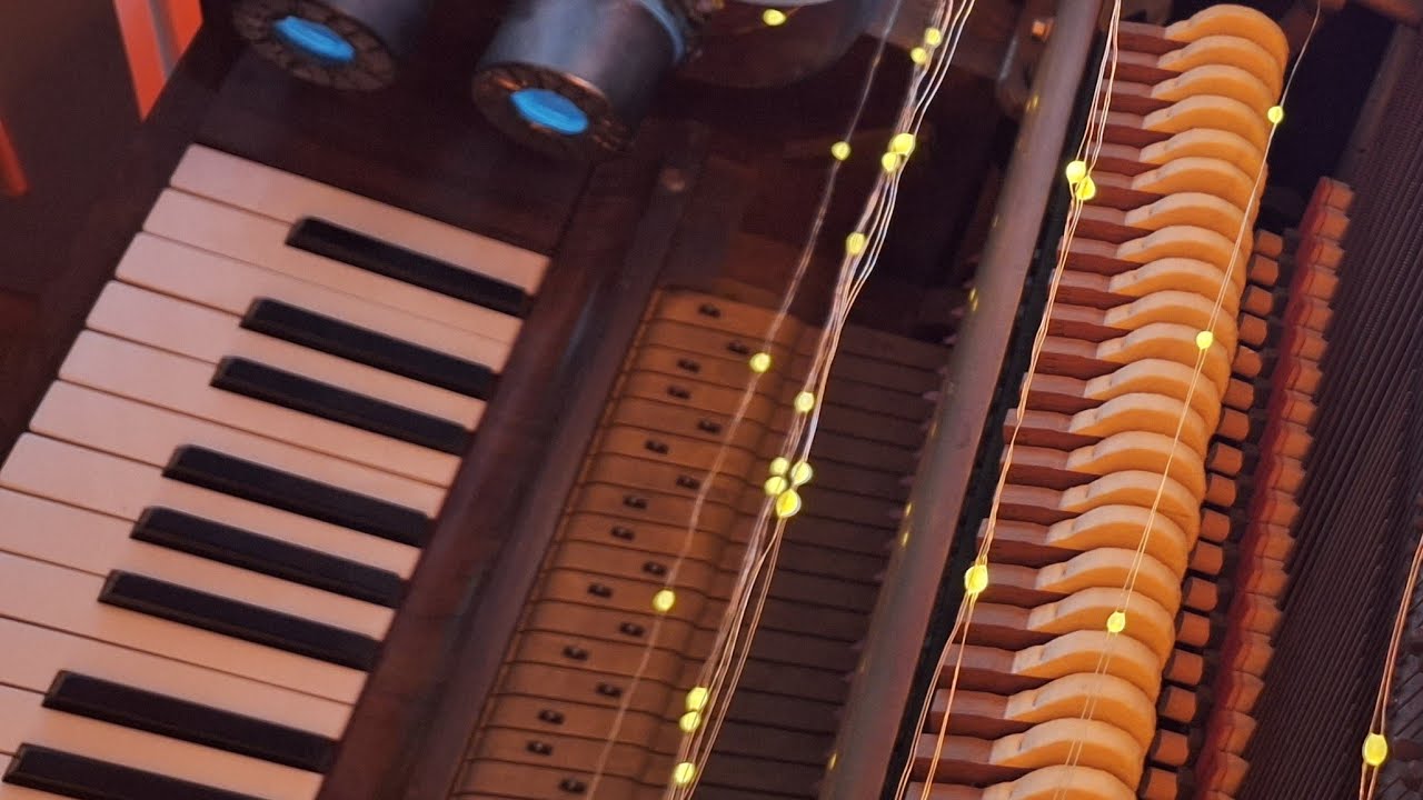 Late Night Piano Improv... trying to keep it chill and quiet for the neighbours, but sometimes... 🎹🎶
