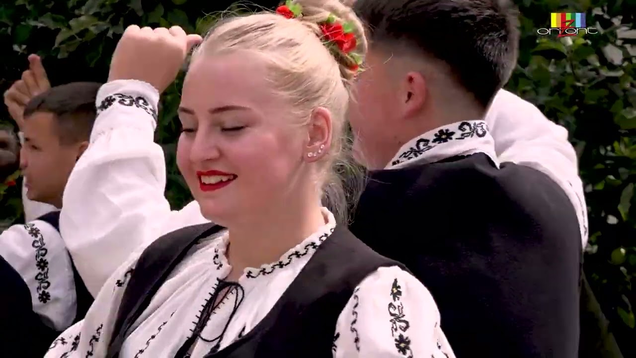 ANSAMBLUL FOLCLORIC MOȘTENIREA - Suită Frata-Popești
