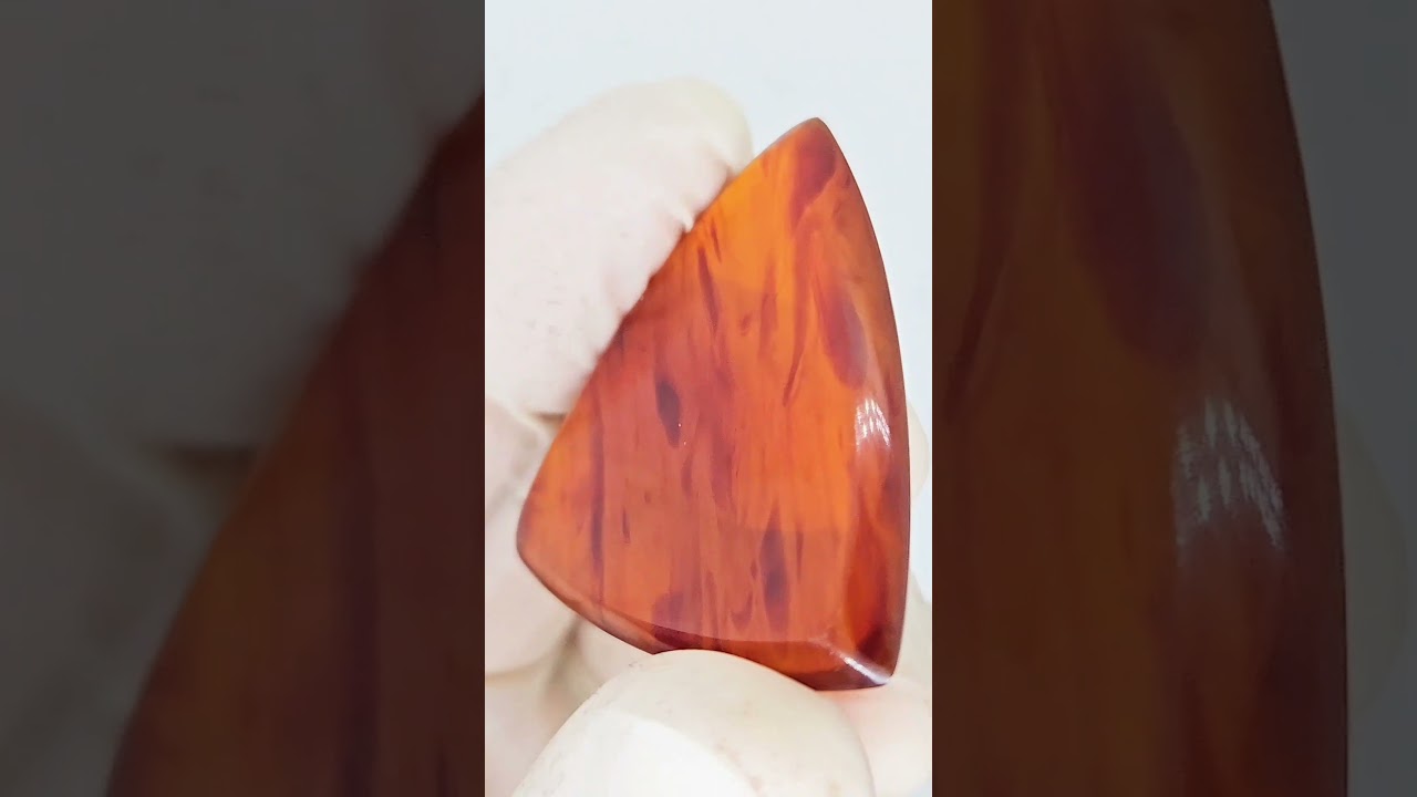Handcrafted Vintage Galalith Guitar Pick | Original Établissements Feuillant Stock 