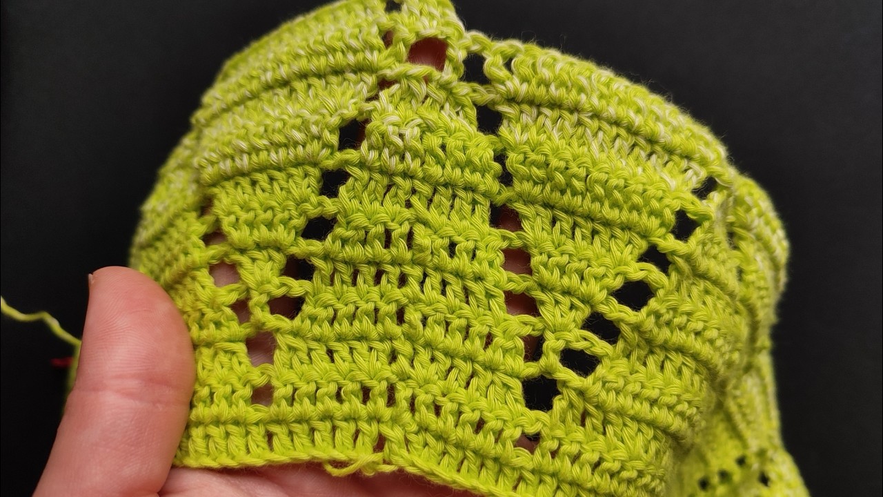 Invisible join for double crochet stitches in turned rounds