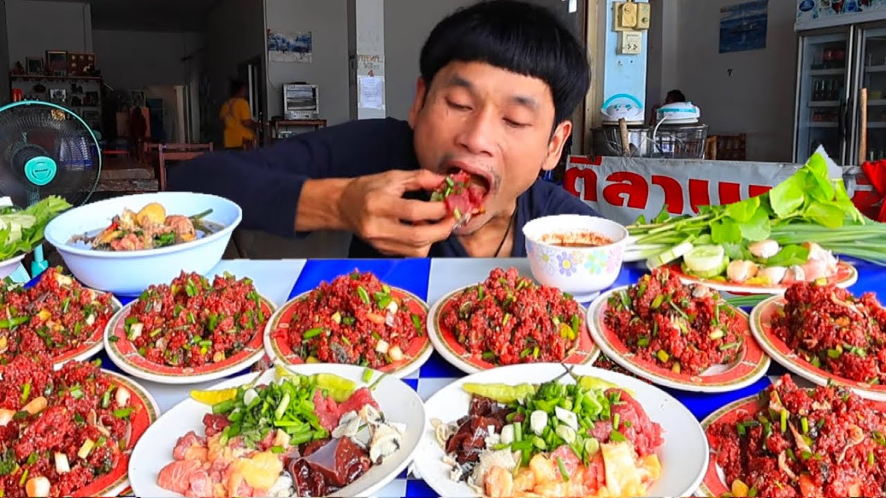 ก้อยเนื้อสดเต็มระบบแกล้มผักสดแซ่บคักอีหลีครับพี่น้องMUKBANG EATING SHOW/โก้อีสานพาแดก