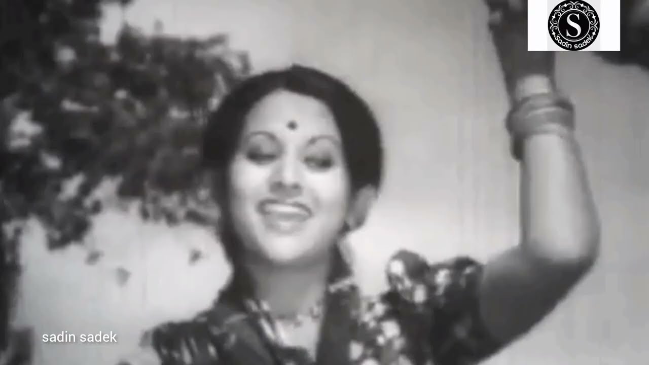Friend, I went to your house for three days and I couldn't see you | Bondhu Tin Din Tor | Runa Laila | Bobita | Kosai