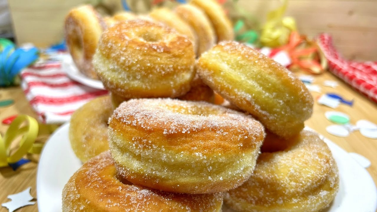 Frati Fritti o Parafrittus, dolce di Carnevale | Ricetta Sarda