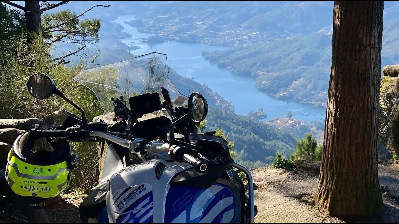 PASSEIO DE MOTA PELA SERRA DE GERÊS
