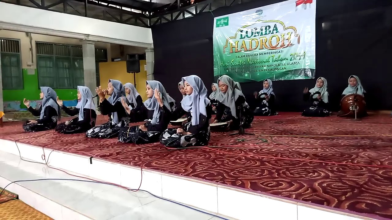 Penampilan TERBAIK lomba HADROH PUTRI PP.AL UTSMANI Kajen HSN 2019 Kabupaten Pekalongan