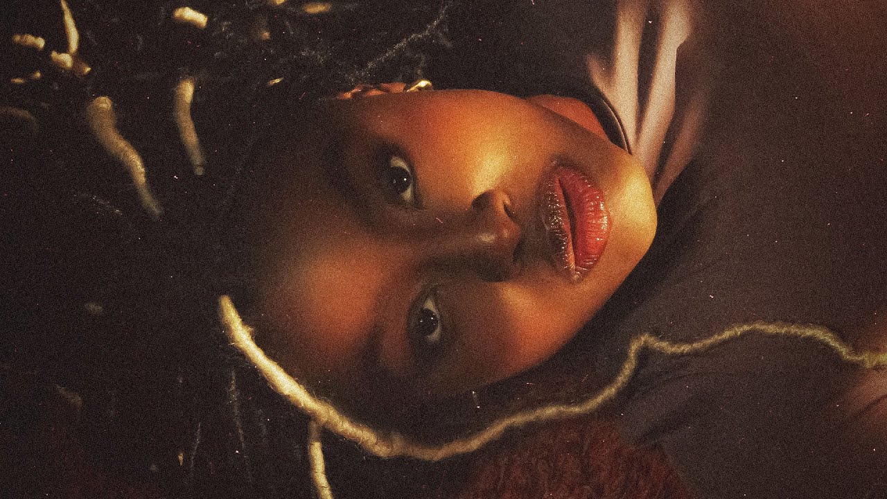 Ysa C - Sola (Official Music Video)