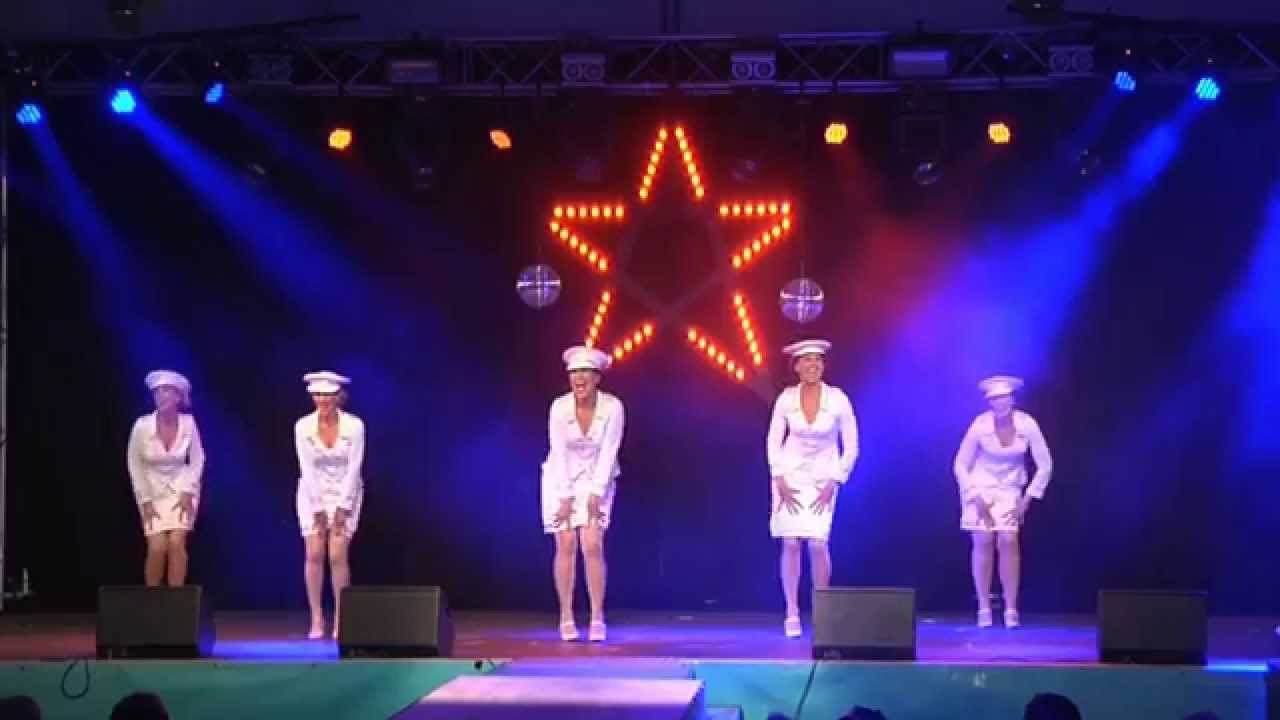 Prominenten playbackshow Rondom 2015 nr 2  Christina Aquilera