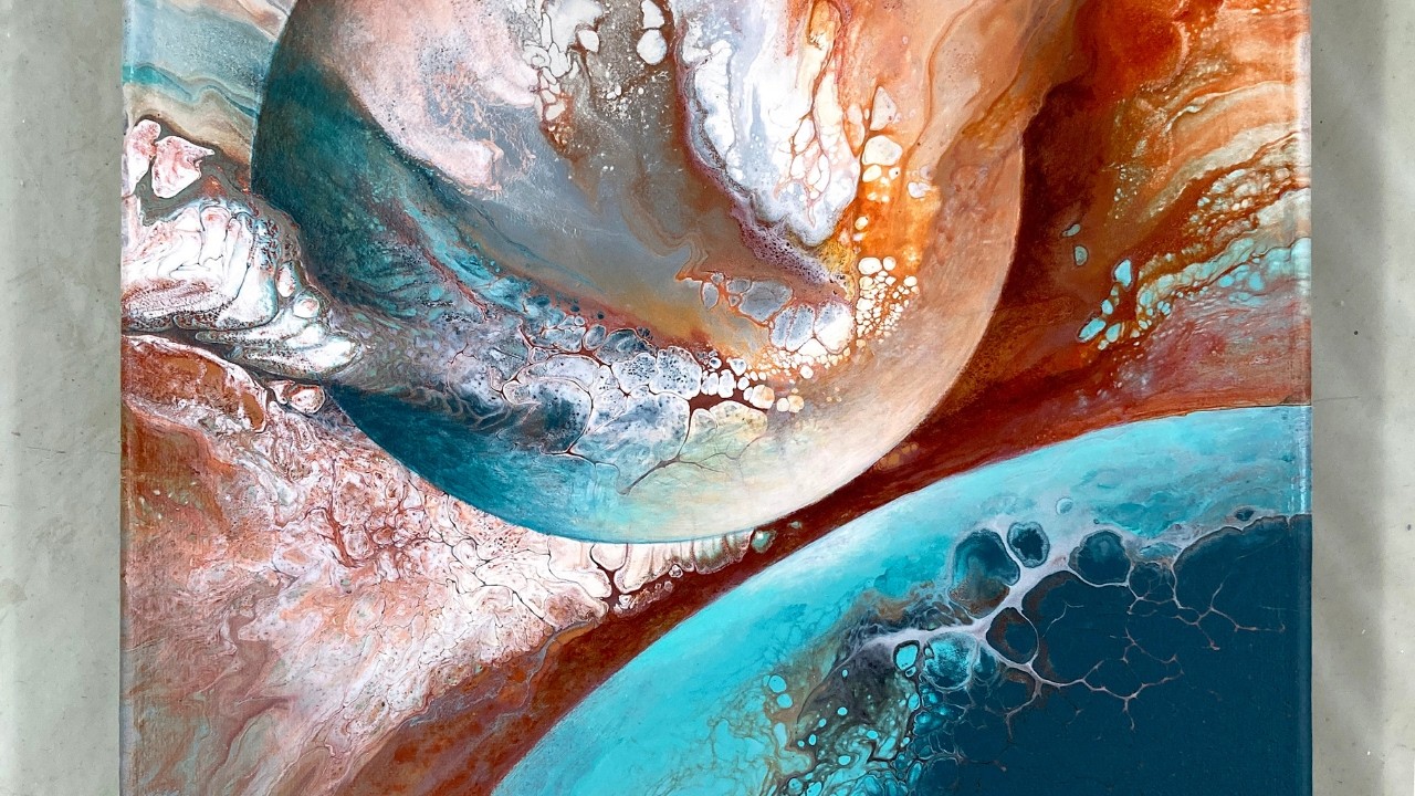 Acrylic Pouring with Hair Dryer, Stunning Pearl Cells & Lacing on a Hand-Painted Sphere. No Silicone