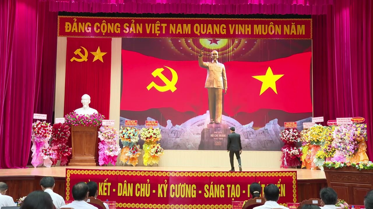 Chương trình văn nghệ chào mừng ĐH Đảng bộ UBND phường Phước Bình lần thứ I, nhiệm kỳ 2025 - 2030