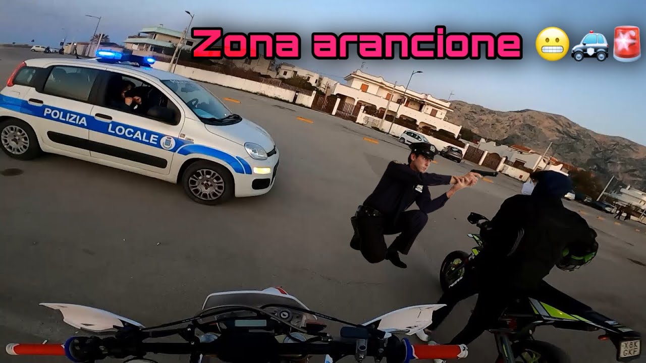 Una normalissima giornata di zona arancione 🚓🚨