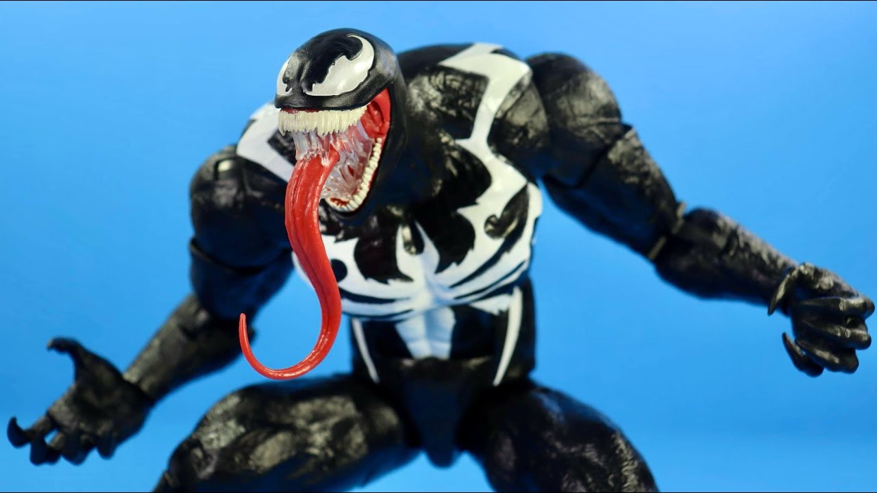 MARVEL LEGENDS SPIDER-MAN 2 PS5 VENOM MEGA DELUXE REVIEW